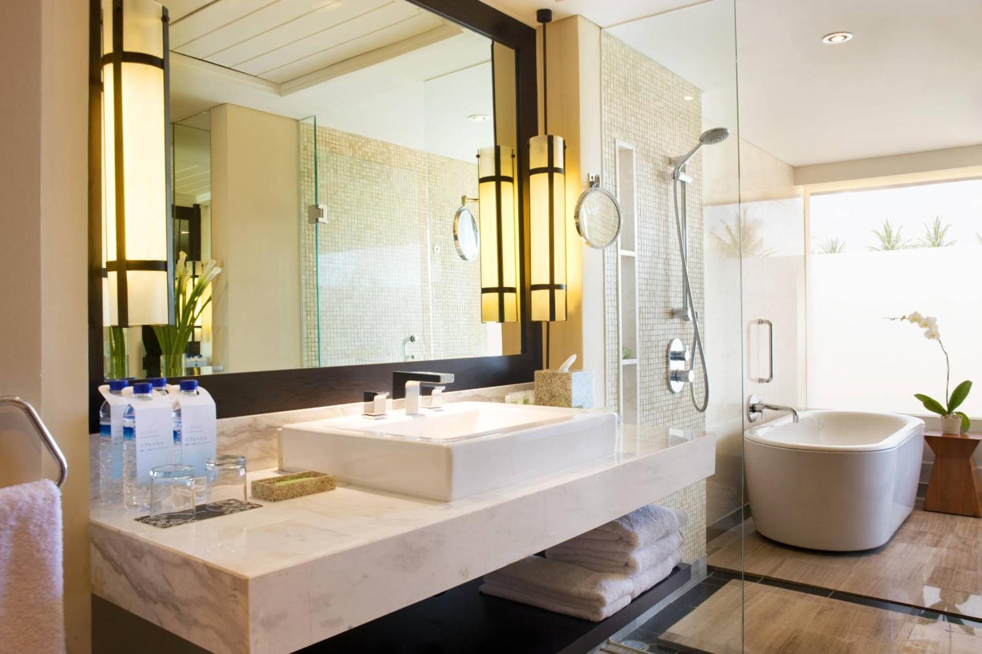 Suite Familiare con 2 Camere da Letto, Terrazza e Accesso Piscina